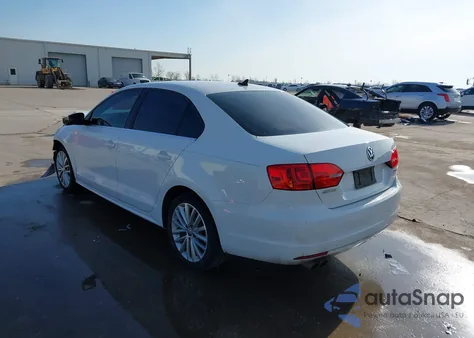2013 Volkswagen Jetta 2.5L Sel z USA, uszkodzony, nr VIN 3VWLX7AJ6DM376792
